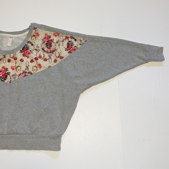 Free People Floral Cropped Sweatshirt - Women’s Size Small - Picture 5 of 8